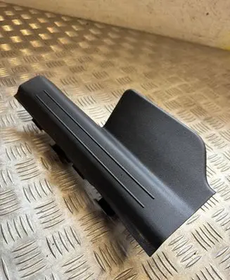 KIA EV6 Rear sill trim cover 85875CV000