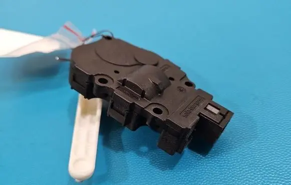 Jaguar F-Pace A/C air flow flap actuator/motor 412650750 IMPRK1579047