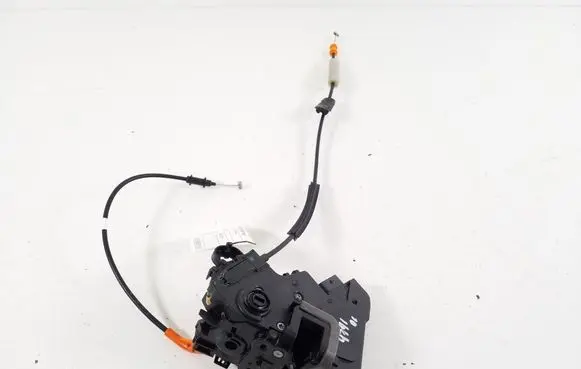 Peugeot 408 P54 Rear door lock 9833093080