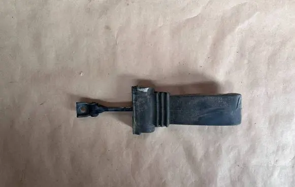 Audi A5 8T 8F Rear door check strap stopper 8T8839267A