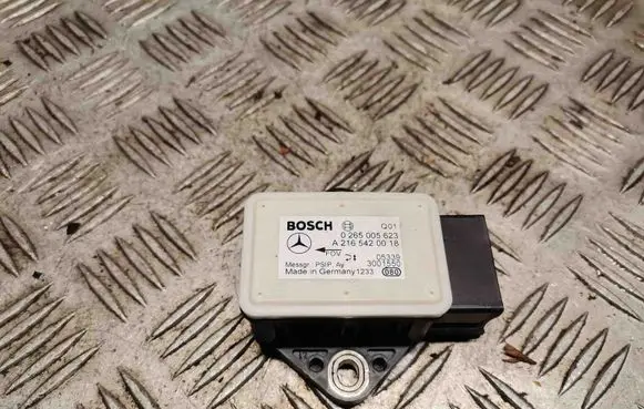 Mercedes-Benz B W245 Yaw turn rate sensor A2165420018 2165420018