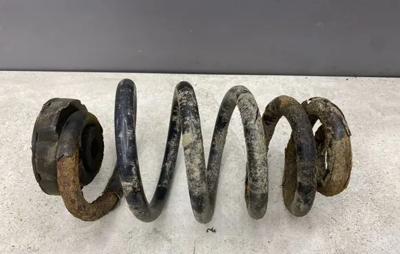 Audi A4 S4 B7 8E 8H Rear coil spring