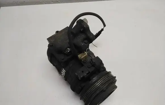 Iveco Daily 4th gen Air conditioning (A/C) compressor (pump) 4472207850 10PA17C HFC1348