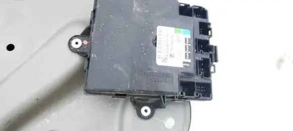 Mercedes-Benz A W169 Door control unit/module A1698207026 05072352