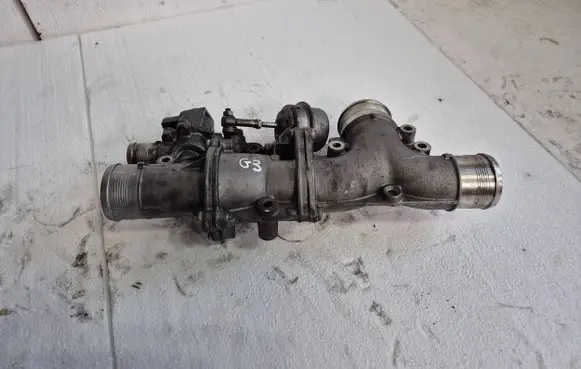 Jaguar XF X250 EGR valve 1043806S02
