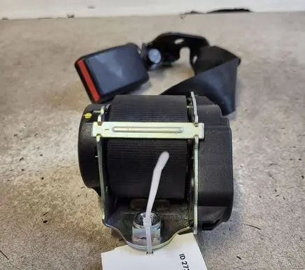 Jaguar F-Pace Middle seatbelt (rear) 631805800B 000000260H