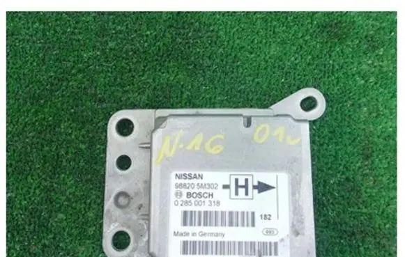 Nissan Almera N16 Airbag control unit/module 0285001318