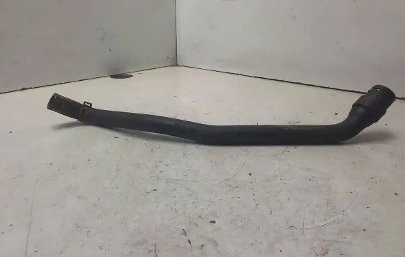 Mercedes-Benz B W245 Engine coolant pipe/hose A1698300698