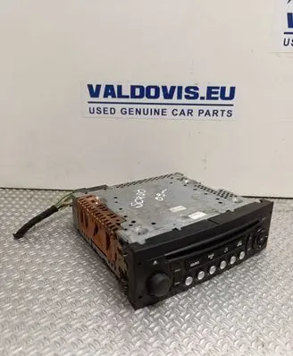 Fiat Scudo Radio/CD/DVD/GPS head unit 96643697XT A2C53250030 7CP41164