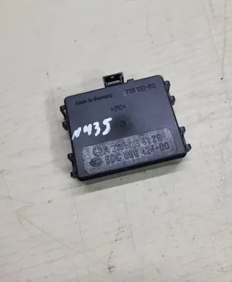 Mercedes-Benz E W211 Rain sensor A2118203126 73678100 5DC00842400