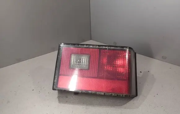 Cadillac STS Seville Tailgate rear/tail lights 16521995