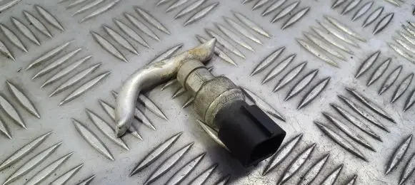 Air conditioning (A/C) pressure sensor