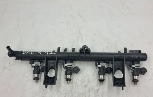 Dacia Sandero Fuel main line pipe 8200367230 0280158046 8200292590