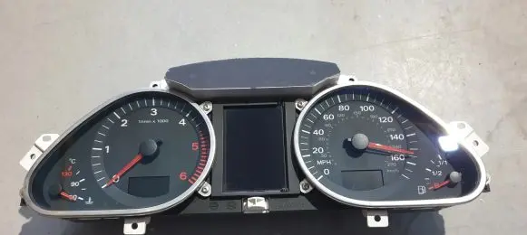 Audi A6 S6 C6 4F Speedometer (instrument cluster) 4F0920950L