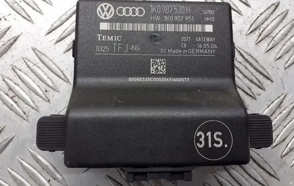 Volkswagen Golf Plus Gateway control module 1K0907530H