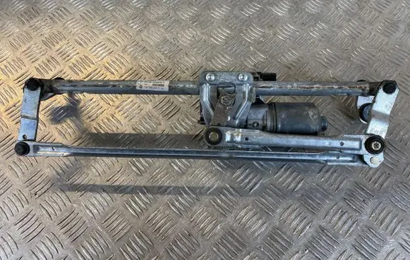 Skoda Octavia Mk2 (1Z) Front wiper linkage and motor 1Z1955119A 1Z1955023C