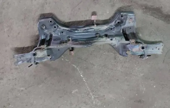 Skoda Fabia Mk2 (5J) Front subframe 6R0199315