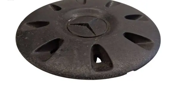 Mercedes-Benz Vito Viano W639 Original wheel cap A6394010825 ZGS004