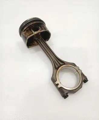 Volkswagen Golf VI Piston with connecting rod 