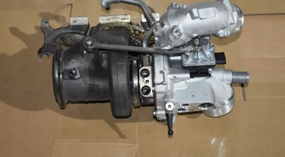 Mercedes-Benz C W206 Supercharger 