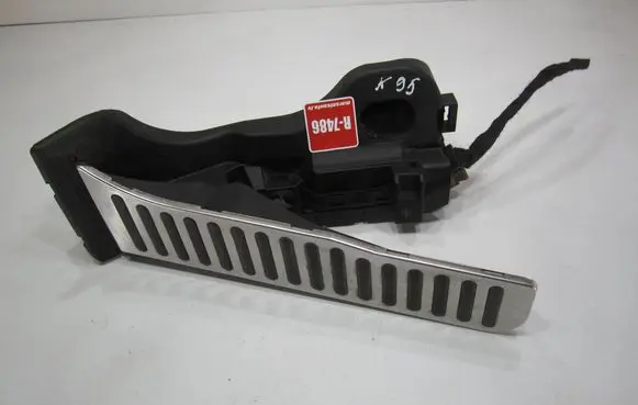 Audi TT TTS Mk2 Accelerator throttle pedal 1K1721503AN 6PV01103910