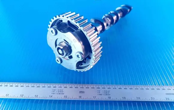 Ford Fiesta Camshaft E3BG6C525BA 18114701306