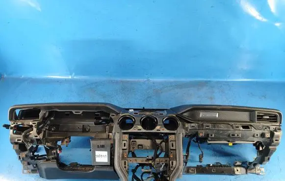 Ford Mustang VI Glove box central console JR3Z6304320GA