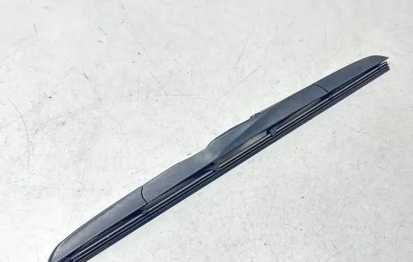 KIA EV6 Windshield/front glass wiper blade 