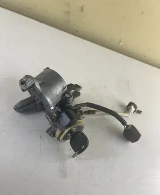 Mitsubishi Pajero Ignition lock 337360