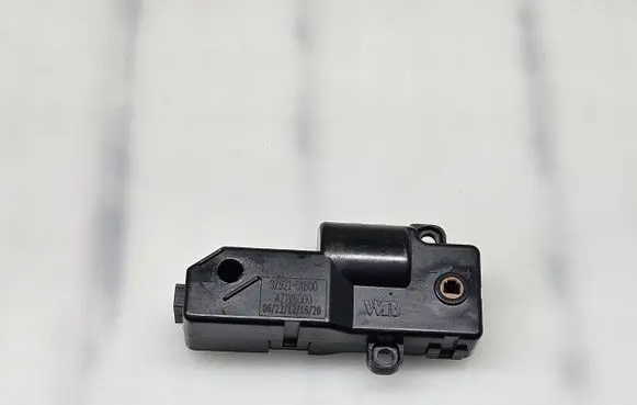 Hyundai i40 Intake manifold valve actuator/motor 3Z92101800 AZ1V6000