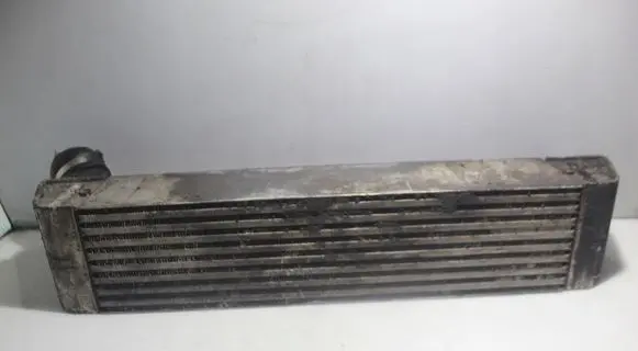 BMW 7 E65 E66 Intercooler radiator