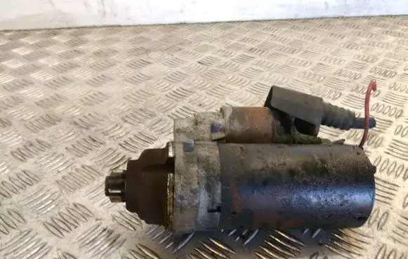 Volkswagen Jetta V Starter motor