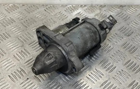 Honda CR-V Starter motor 4280008150
