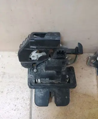 Audi Q5 SQ5 Tailgate/trunk/boot lock/catch/latch 8R0827505A