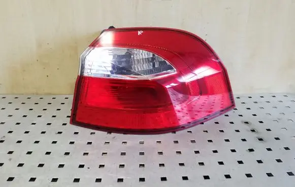 KIA Rio Rear/tail lights 924021W2