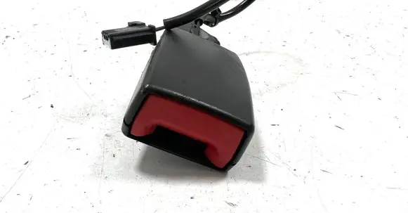 Chevrolet Volt I Rear seatbelt buckle 1A4T2PV 1A4T2U5 81006003