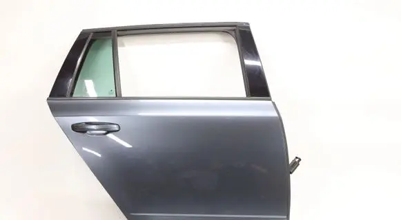 Skoda Octavia Mk3 (5E) Front door 5785884