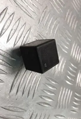Opel Corsa C Other relay 90464760