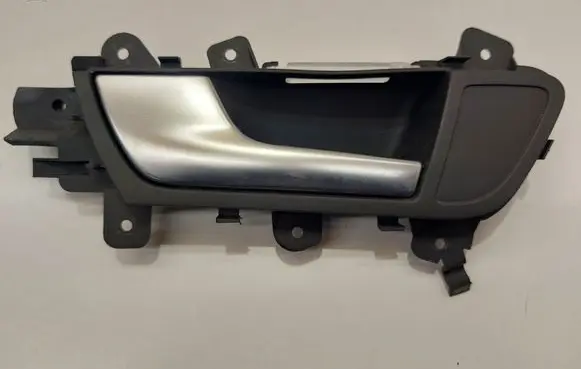 Rear door interior handle