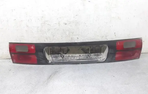 Volkswagen Sharan Rear light center trim bar blend 
