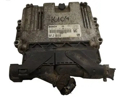 Opel Astra H Engine control unit/module 0281015767 55570807 1039S26646