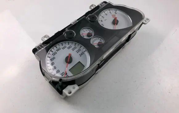 Mitsubishi Outlander Speedometer (instrument cluster) 8100A086
