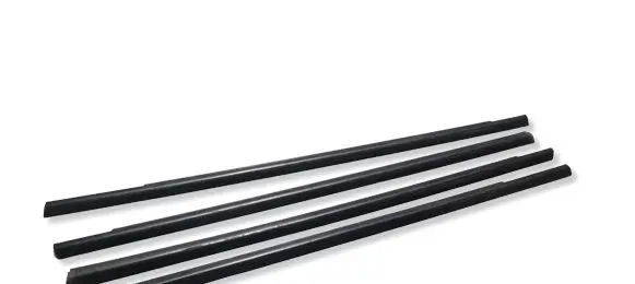 Volvo V70 Rubber seal front door window/glass 