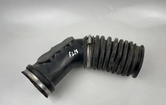 Volvo V60 Intercooler hose/pipe 1102601S02 40880074