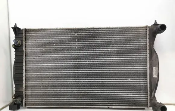 Volvo C30 Coolant radiator 8E0121251L 9833B522161K0