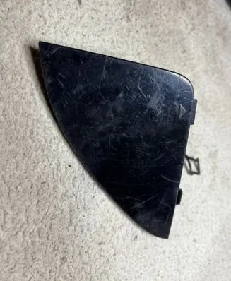 BMW X2 F39 Front tow hook cap/cover 8072693