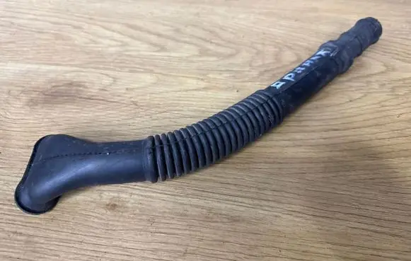 Opel Vivaro Rain gutter 8200013612C