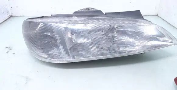 Peugeot 406 Headlight/headlamp 1305235286 0301037022