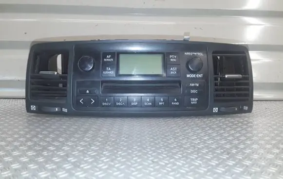 Toyota Corolla E120 E130 Radio/CD/DVD/GPS head unit 8612002260 CQTS7170LC