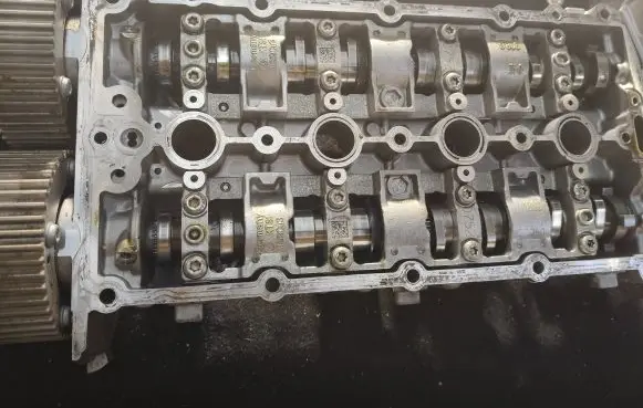 Skoda Fabia Mk4 (6VA) Rocker cam cover 04e103473ch